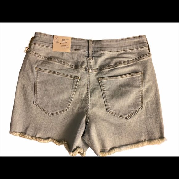 NWT-Universal Thread High Rise Soft Shorts - Picture 8 of 10